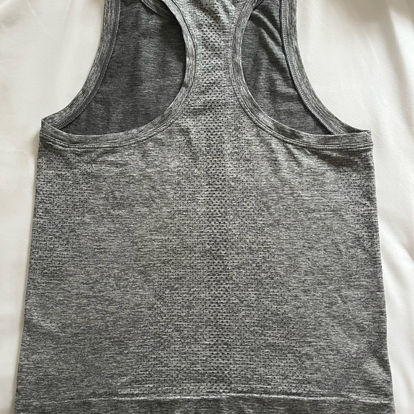 Lululemon swiftly tech tank - Picture 3 of 4